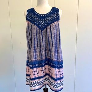 Blu Pepper Dress Medium Blue Tie Dye Sleeveless Great Condition Crochet V Neck